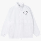 Ветровка с капюшоном