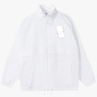 Ветровка с капюшоном