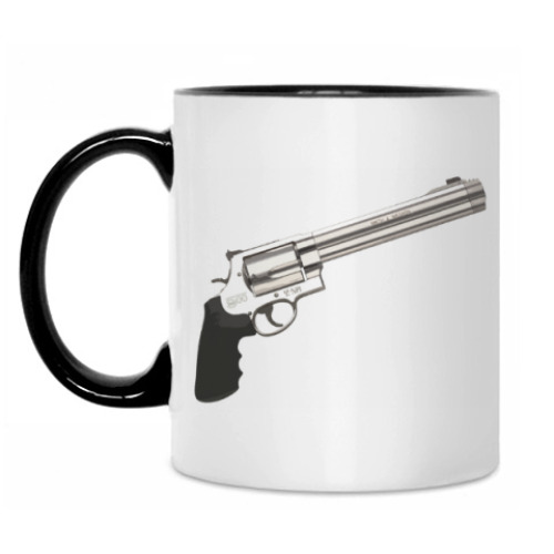 Кружка с принтом Револьвер