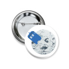 Значок 37 мм Тардис на луне