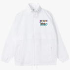 Ветровка с капюшоном