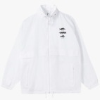 Ветровка с капюшоном