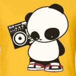 Панда с магнитофоном