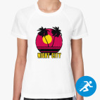 Женская спортивная футболка