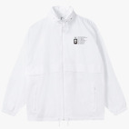 Ветровка с капюшоном