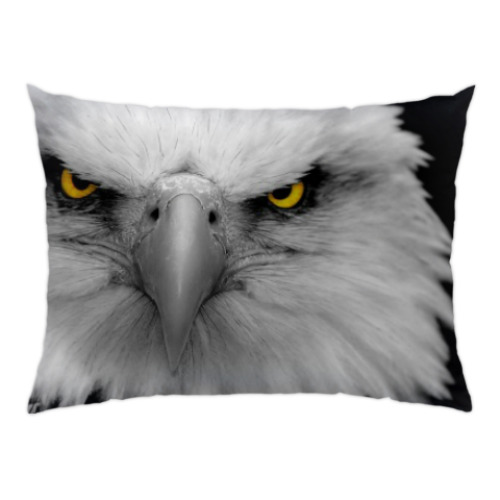 Подушка с принтом орел