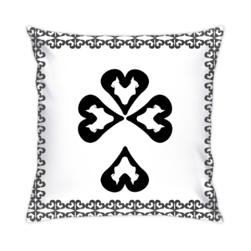 Подушка с принтом Кошачьи карты Трефы