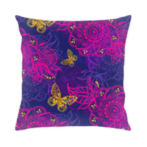 Подушка с принтом Восточный орнамент