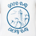 маяк и море