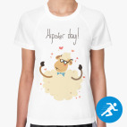 Женская спортивная футболка