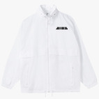 Ветровка с капюшоном