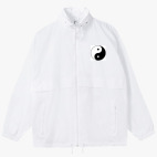 Ветровка с капюшоном