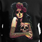 Девушка с Черепом