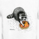 Енот с тыквой