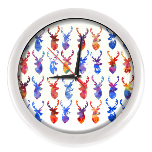 Настенные часы с принтом Олени