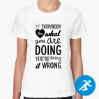 Женская спортивная футболка