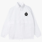 Ветровка с капюшоном