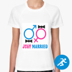 Женская спортивная футболка