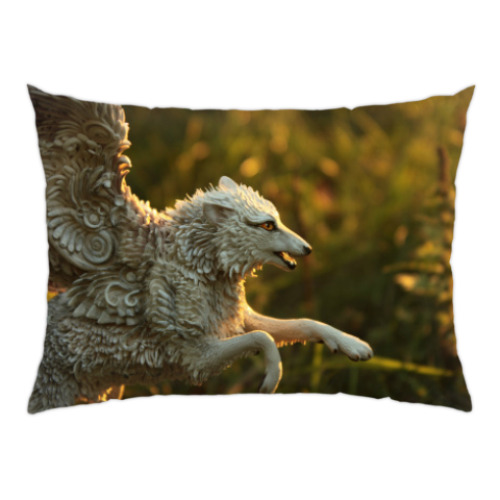 Подушка с принтом Крылатый волк Орион