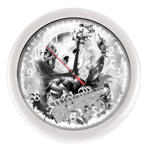 Настенные часы Пианистка