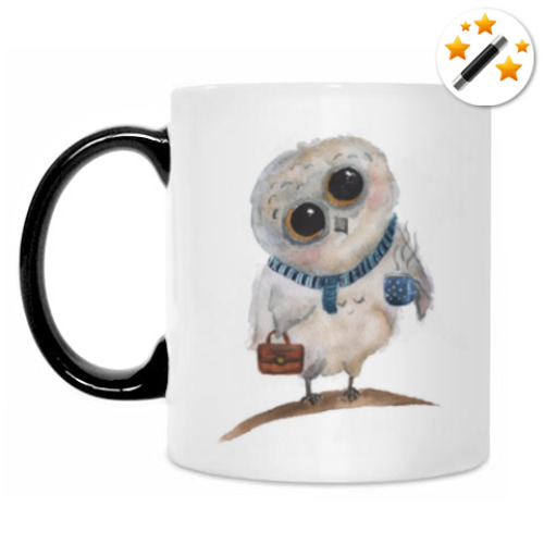 Кружка-хамелеон с принтом Совенок с кружкой кофе