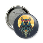 Сова на фоне Луны