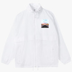 Ветровка с капюшоном