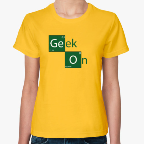 Женская футболка Geek On