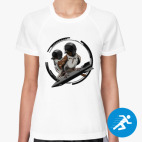 Женская спортивная футболка