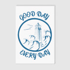 маяк и море