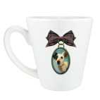 Собака в медальоне