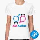 Женская спортивная футболка