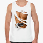 Пистолет за поясом.