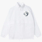 Ветровка с капюшоном