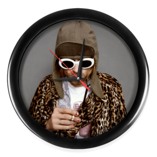 Настенные часы с принтом Курт Кобейн