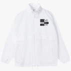 Ветровка с капюшоном