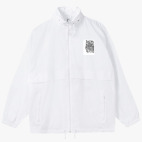 Ветровка с капюшоном