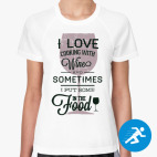 Женская спортивная футболка