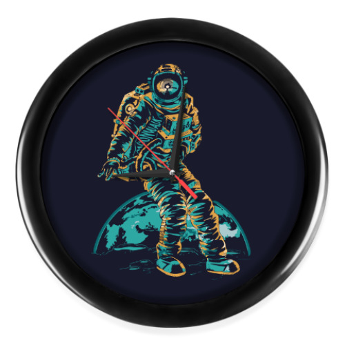 Настенные часы с принтом Космонавт