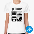 Женская спортивная футболка