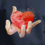 Сердце в руке, heart in hand