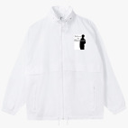 Ветровка с капюшоном