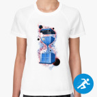 Женская спортивная футболка