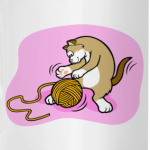 Кот с клубочком