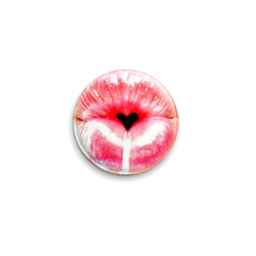 Значок 25мм lips heart