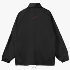 Ветровка с капюшоном