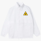 Ветровка с капюшоном