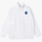 Ветровка с капюшоном