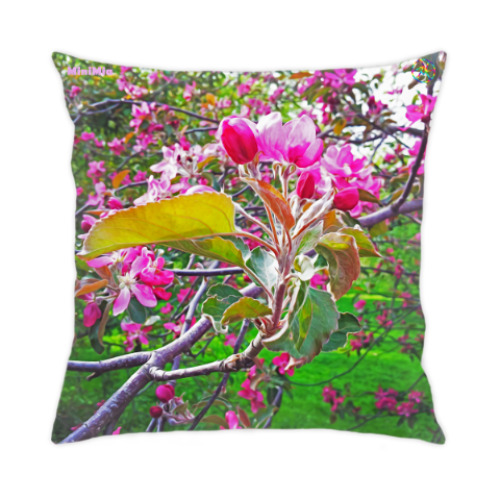 Подушка Цветущий сад
