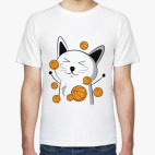 Счастливый Котэ с баскетбольными мячами